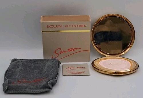Stratton powder compact boxed - powder,