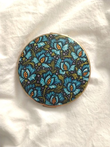 Stratton vintage compact - vintage,