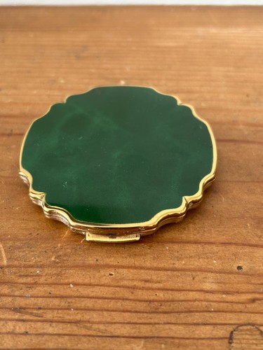 Vintage green enamel stratton - green,