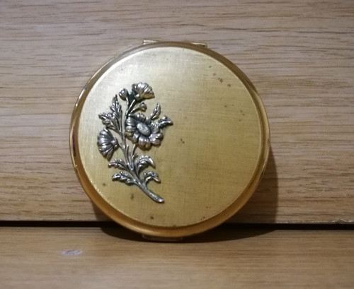 Stratton floral embossed gold - stratton,