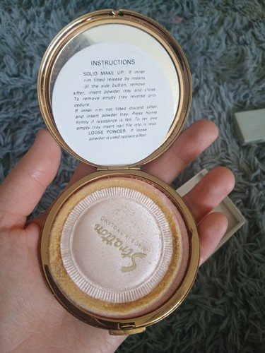 Stratton compact makeup - stratton,