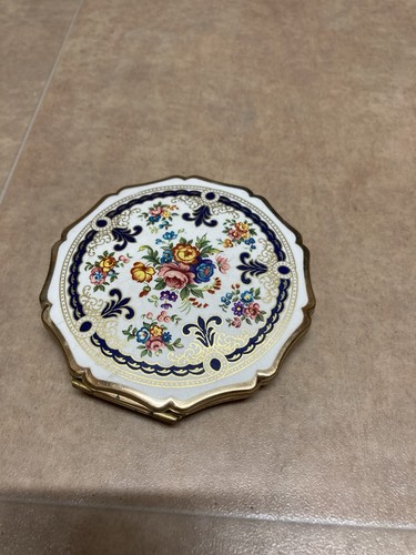 Vintage stratton compact - stratton,