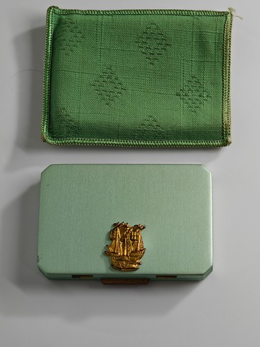 Vintage stratton oblong - vintage, powder