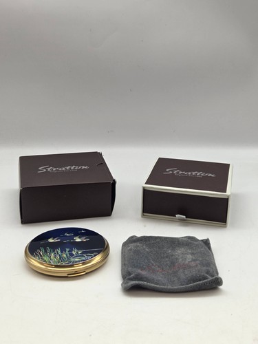 Vintage stratton powder - vintage,