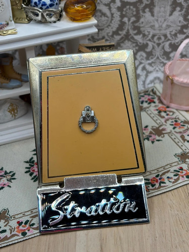 Vintage rare stratton - stratton, wedge
