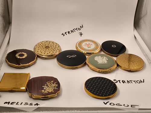 Vintage powder compact - vintage, luxury