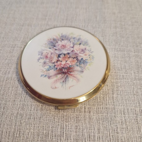 Vintage stratton powder - vintage,