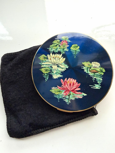 Stratton enamel water lily - water,