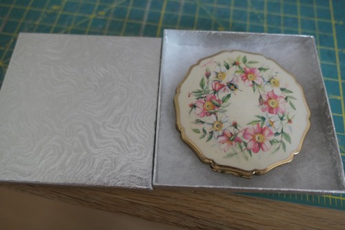 Stratton compact floral - compact, (6)
