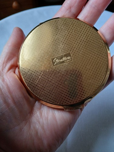 Vintage stratton gold tone - stratton,