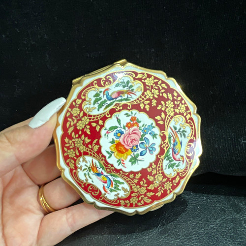 Stratton red enamel - red,